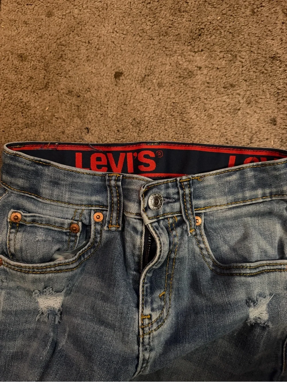 Levis straight leg